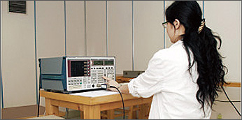 納新機(jī)電性能測(cè)試室